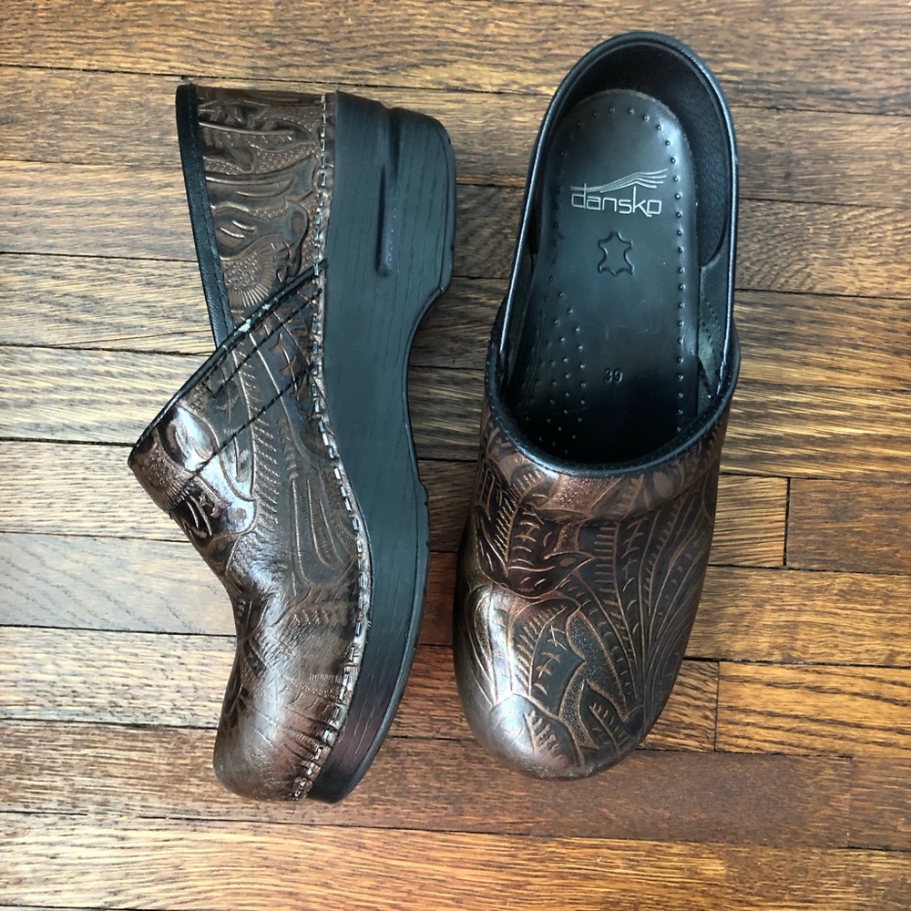 Dansko Clogs size 39